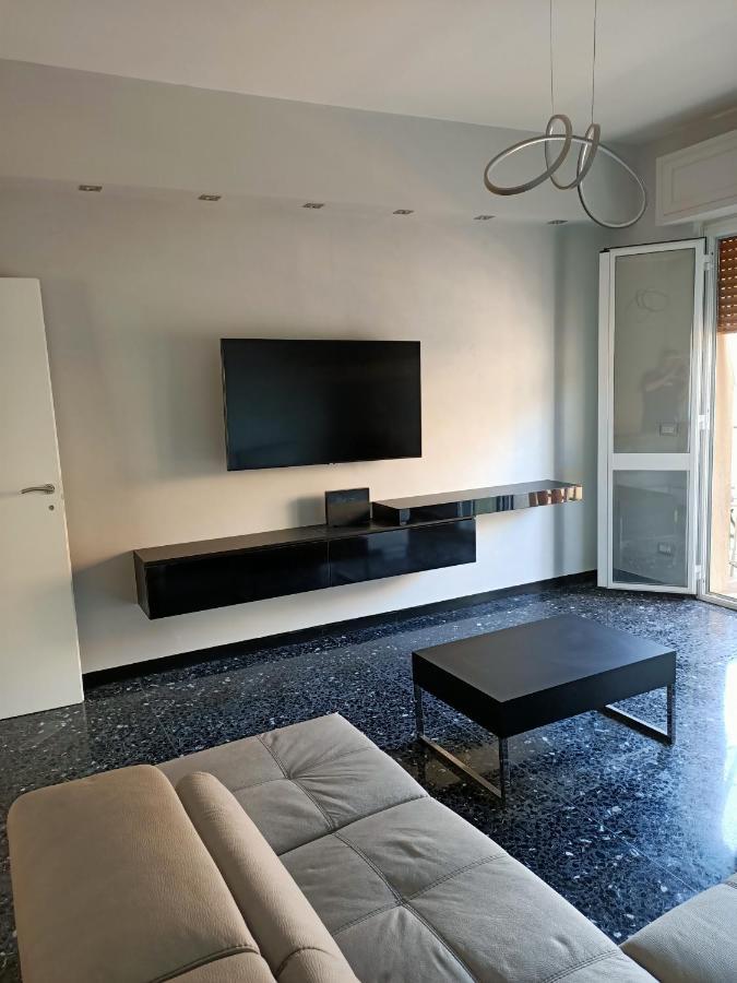 Ferienwohnung Casa Di Noemi - Seafront With Parking Savona Exterior foto